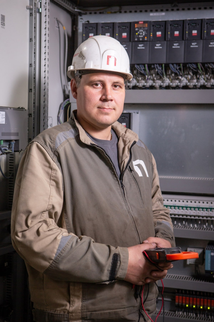 445oNMpcutA-min.jpg 445oNMpcutA-min.jpg