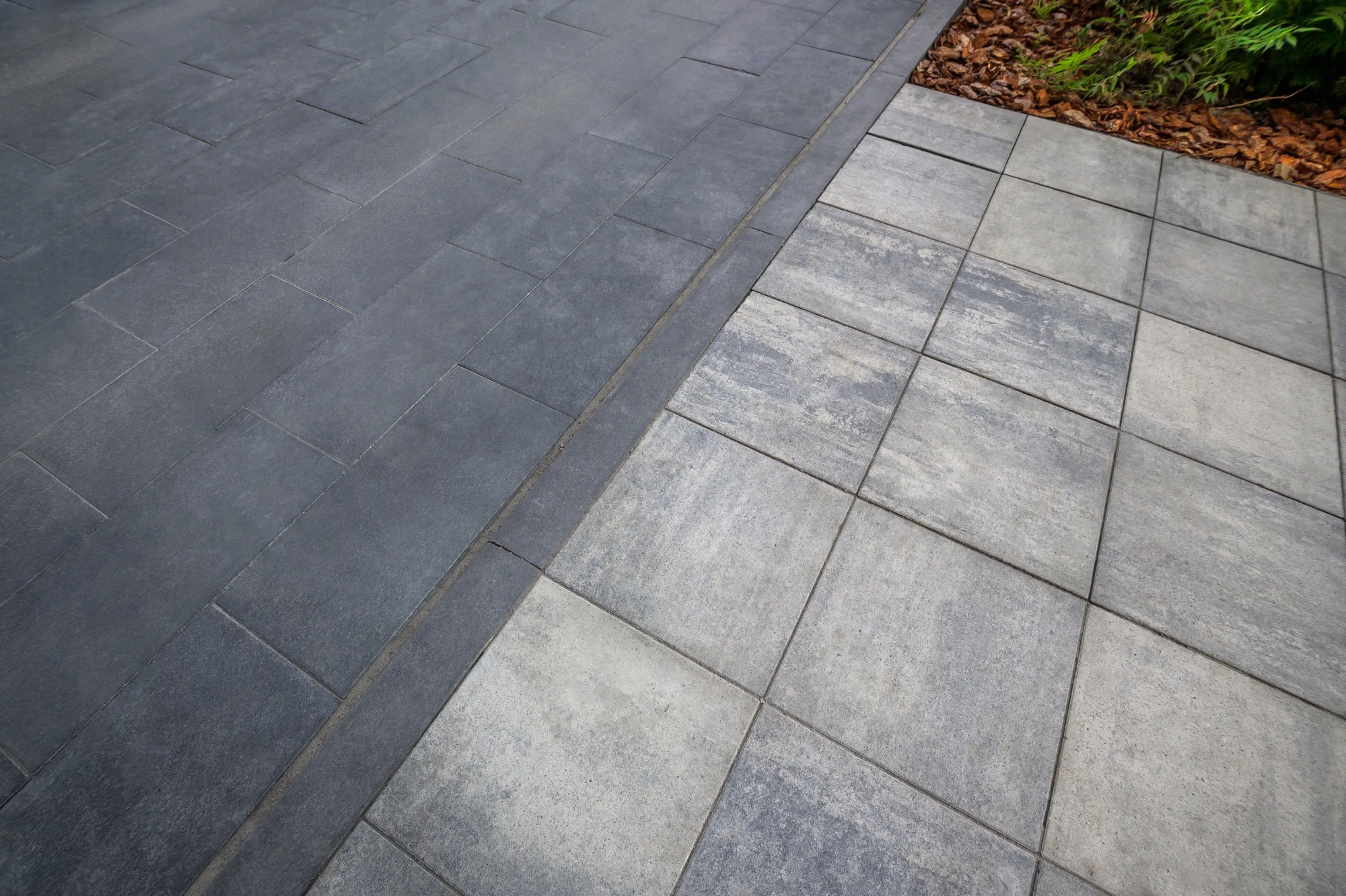 Купите тротуарную плитку Б.5.П.8 гладкая черная