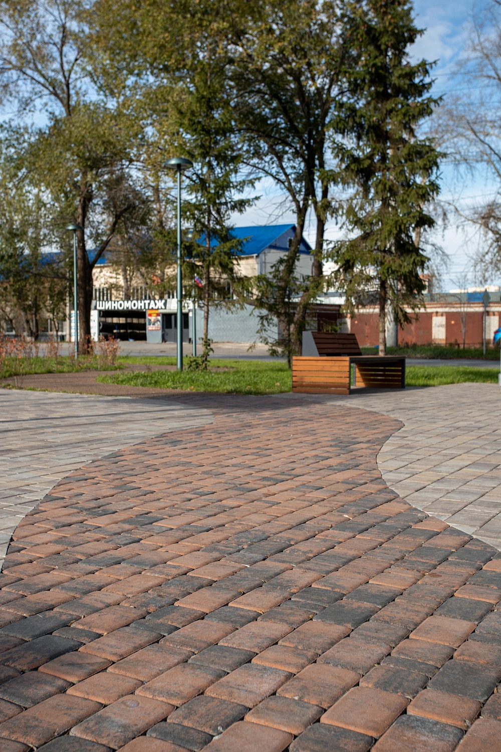 Сквер Радужный в Тюмени